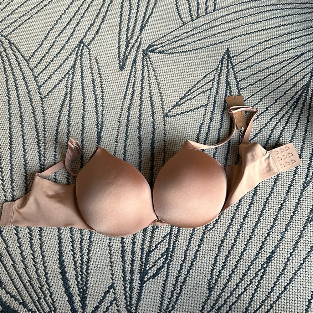 Skims push up plunge Bra